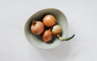 Photo of onions in a bowl