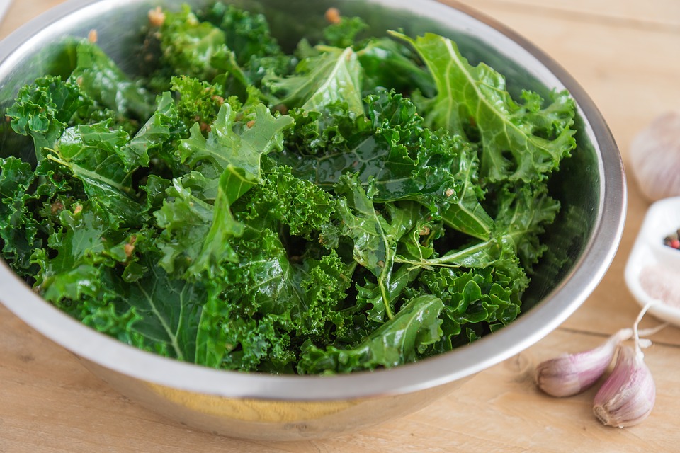 Photo of kale in a bowl