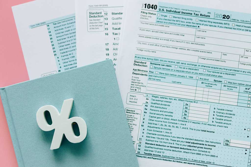 Taxes are coming due, and if you qualify for the Earned Income Tax Credit, you may qualify for 3SquaresVT!