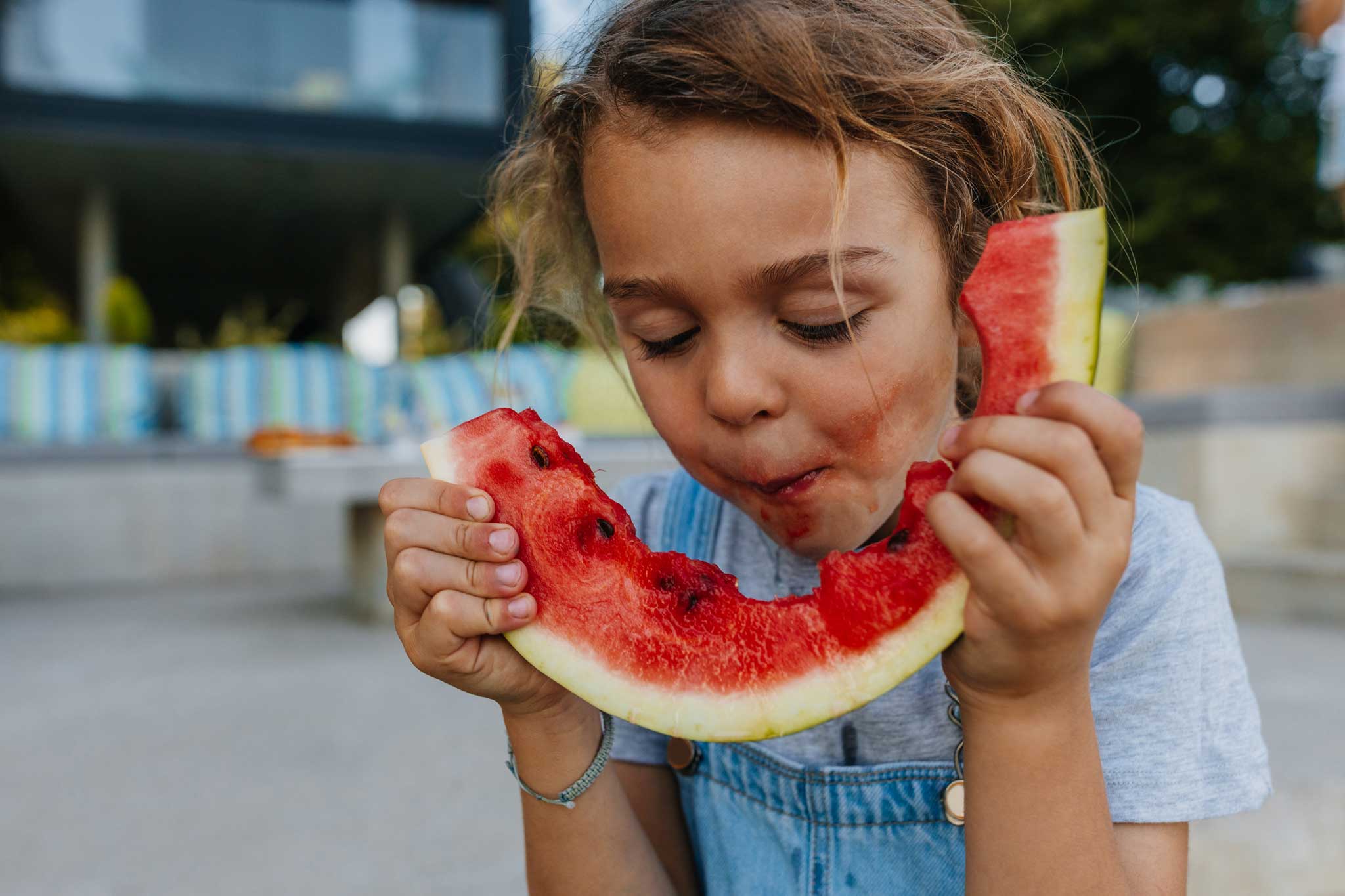 Use these free guides to set up a successful backpack or school pantry in your community.